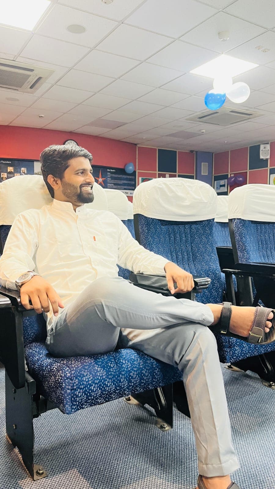 avhinav sir image